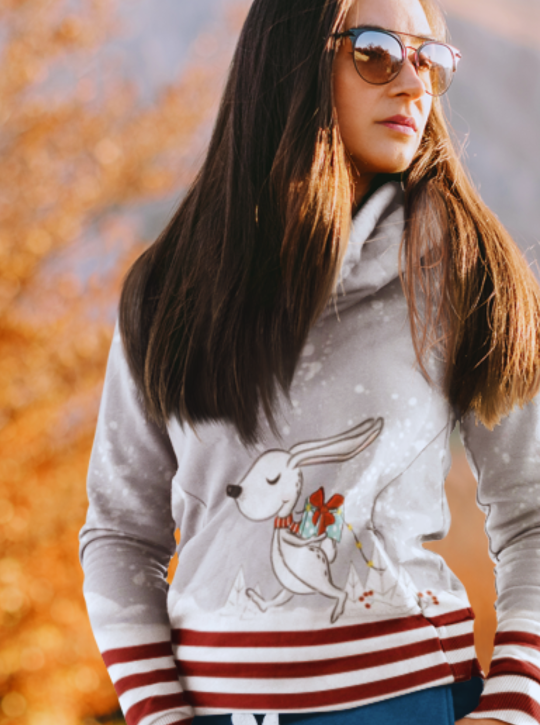 Weiches Bio Baumwoll French Terry Stoff Panel von Niggis Handmade mit dem Design "SchneeHASE" von GroWidesign zum vernähen. Ideal für Sweatjacken, Hoodies oder andere Kleidungsstücke.