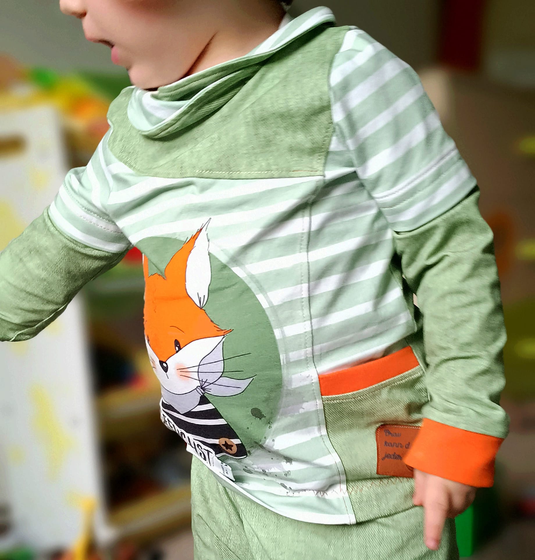 Fashion Ebook Schnittmuster für einen Hoodie Mix It für Kinder in den Größe 74-170 in DIN- A4 & DIN-A0 PDF zum download