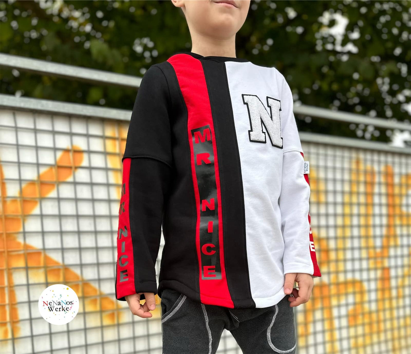 Fashion Ebook Schnittmuster für einen Hoodie Schiri für Kinder in den Größe 74-170 in DIN- A4 & DIN-A0 PDF zum download
