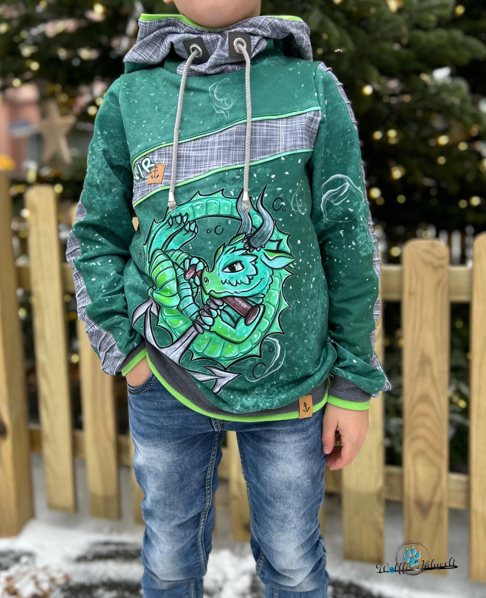 Fashion Ebook Schnittmuster für einen Hoodie Liam für Kinder in den Größe 80-170 in DIN- A4 & DIN-A0 PDF zum download