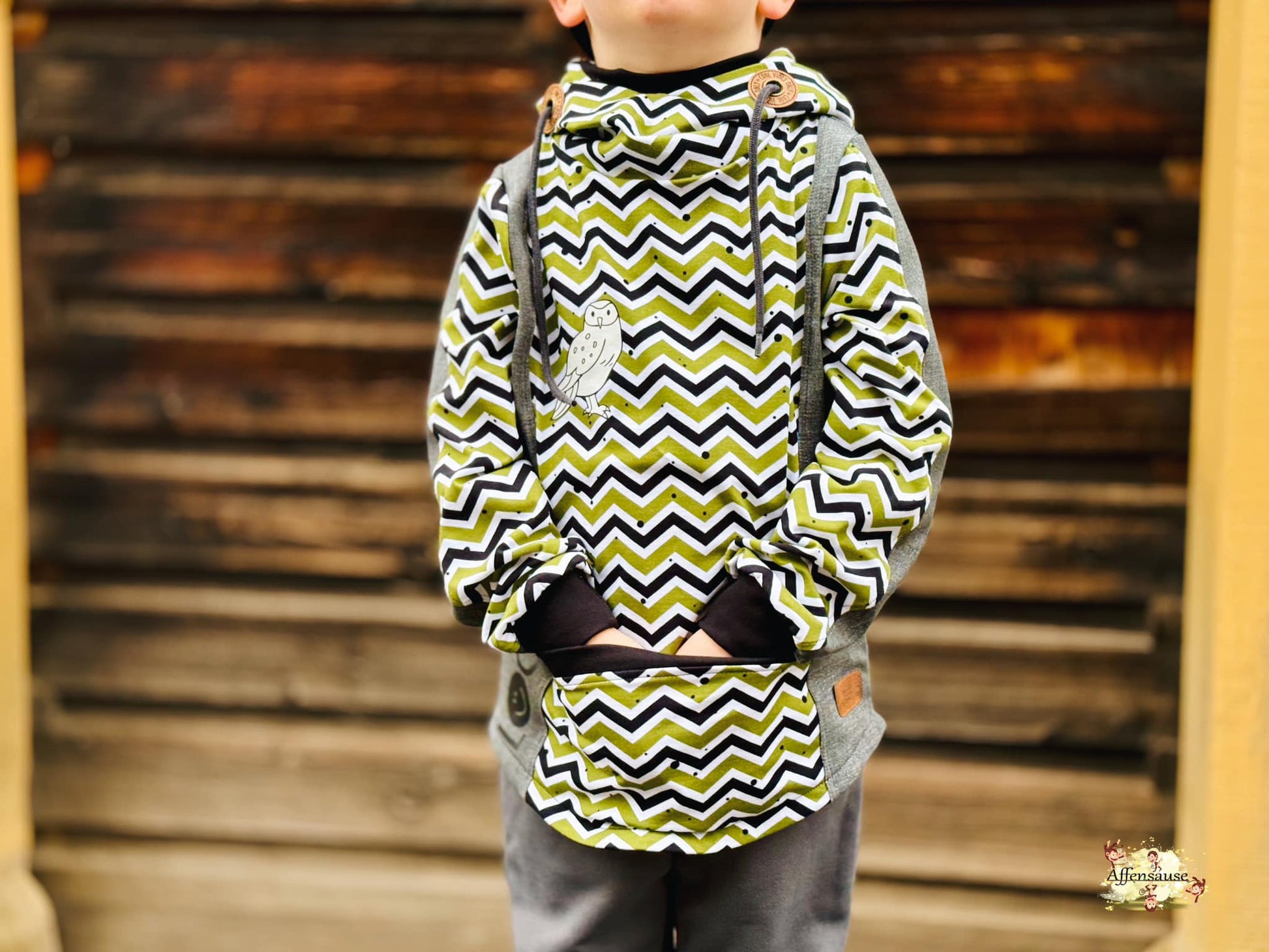 Fashion Ebook Schnittmuster für einen Hoodie Schiri für Kinder in den Größe 74-170 in DIN- A4 & DIN-A0 PDF zum download