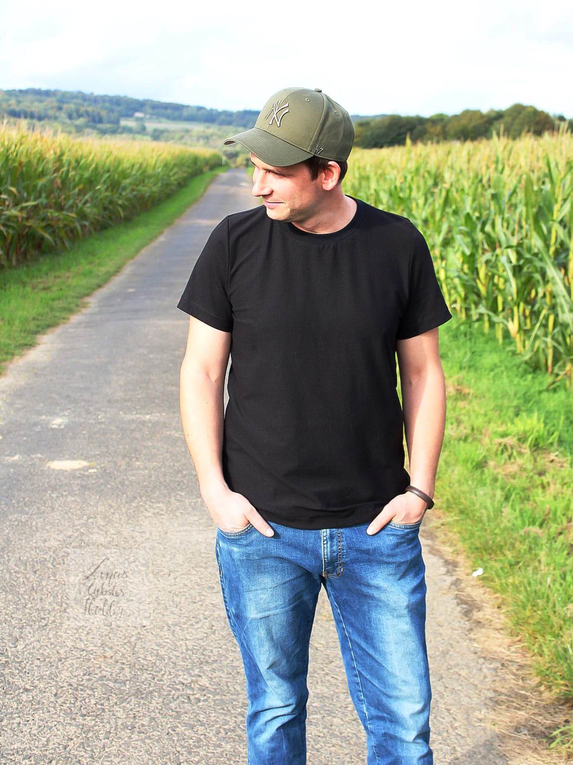Fashion Ebook Schnittmuster für ein Basic T-Shirt für Herren in der Größe XXS bis 5XL in DIN- A4 & DIN-A0 PDF zum download