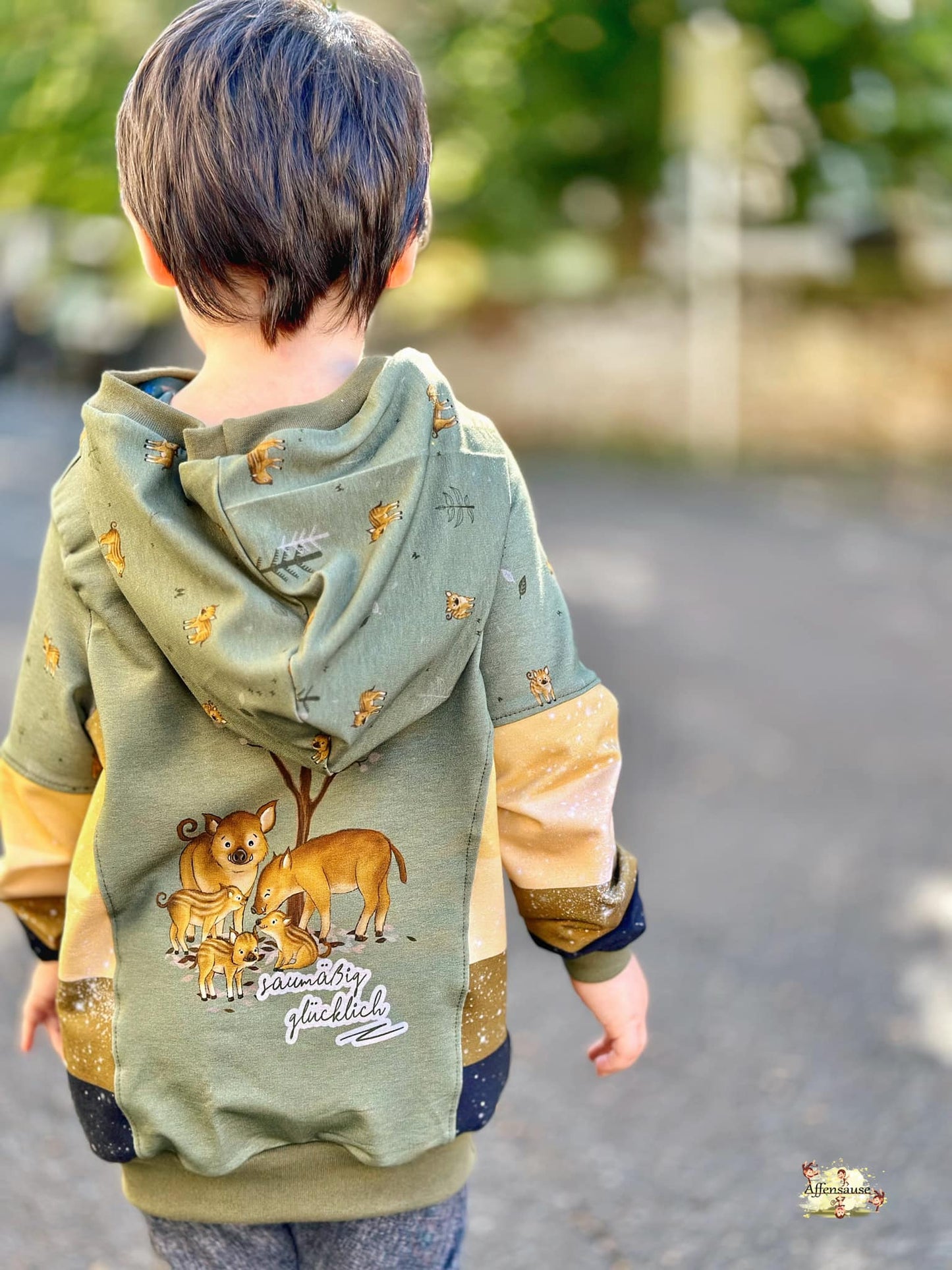 Fashion Ebook Schnittmuster für einen Hoodie Mix It für Kinder in den Größe 74-170 in DIN- A4 & DIN-A0 PDF zum download