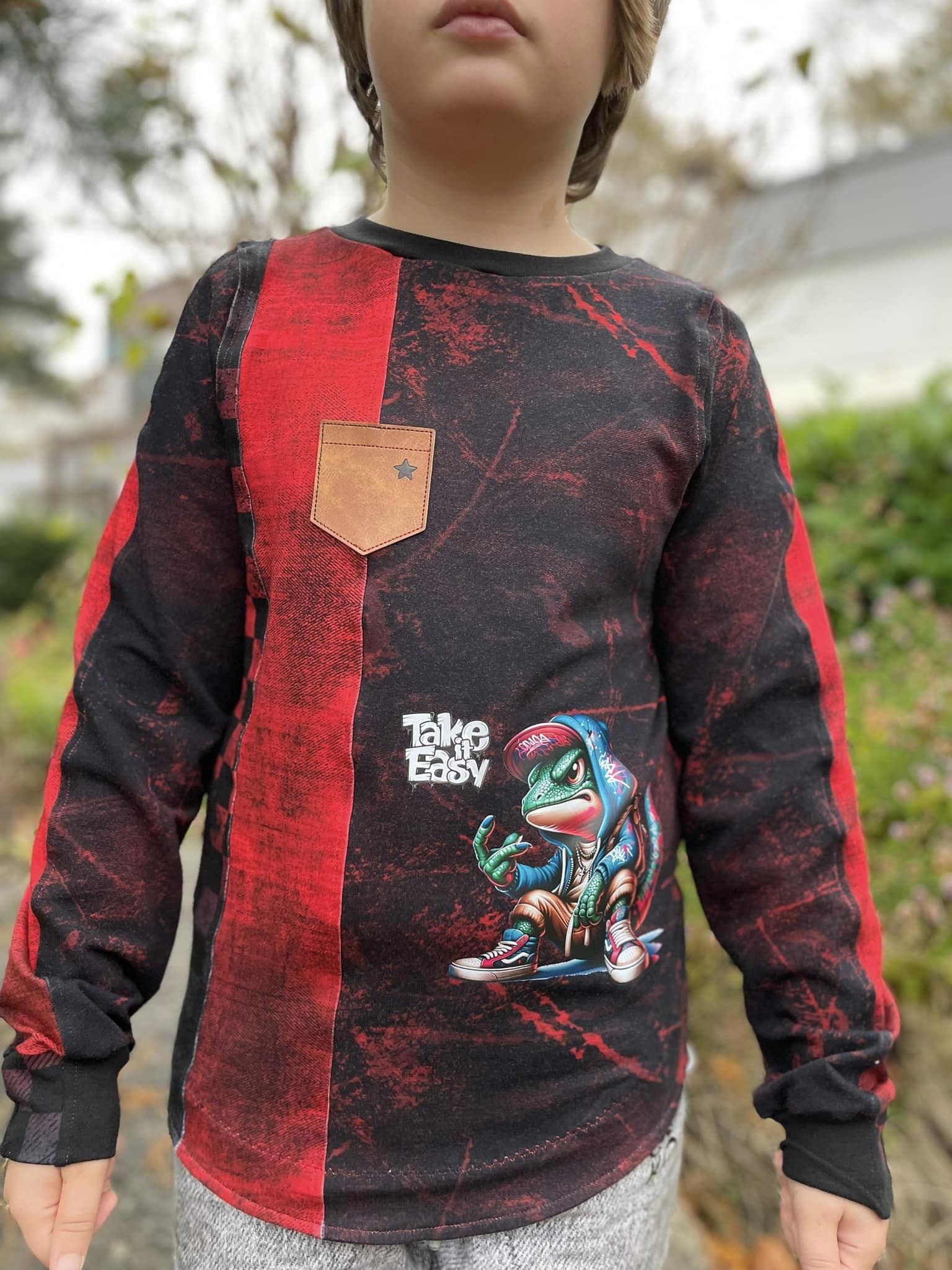 Fashion Ebook Schnittmuster für einen Hoodie Schiri für Kinder in den Größe 74-170 in DIN- A4 & DIN-A0 PDF zum download