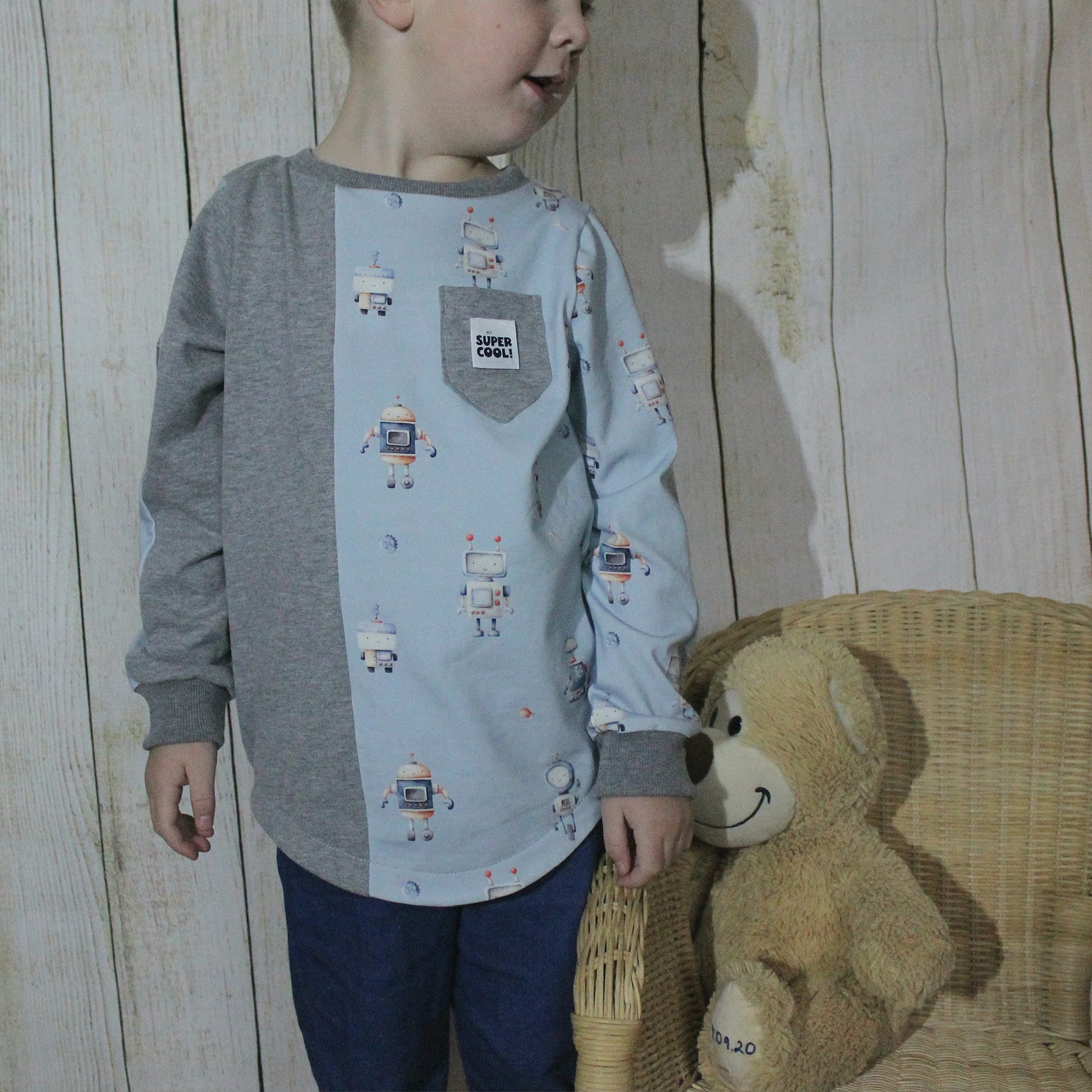 Fashion Ebook Schnittmuster für einen Hoodie Schiri für Kinder in den Größe 74-170 in DIN- A4 & DIN-A0 PDF zum download