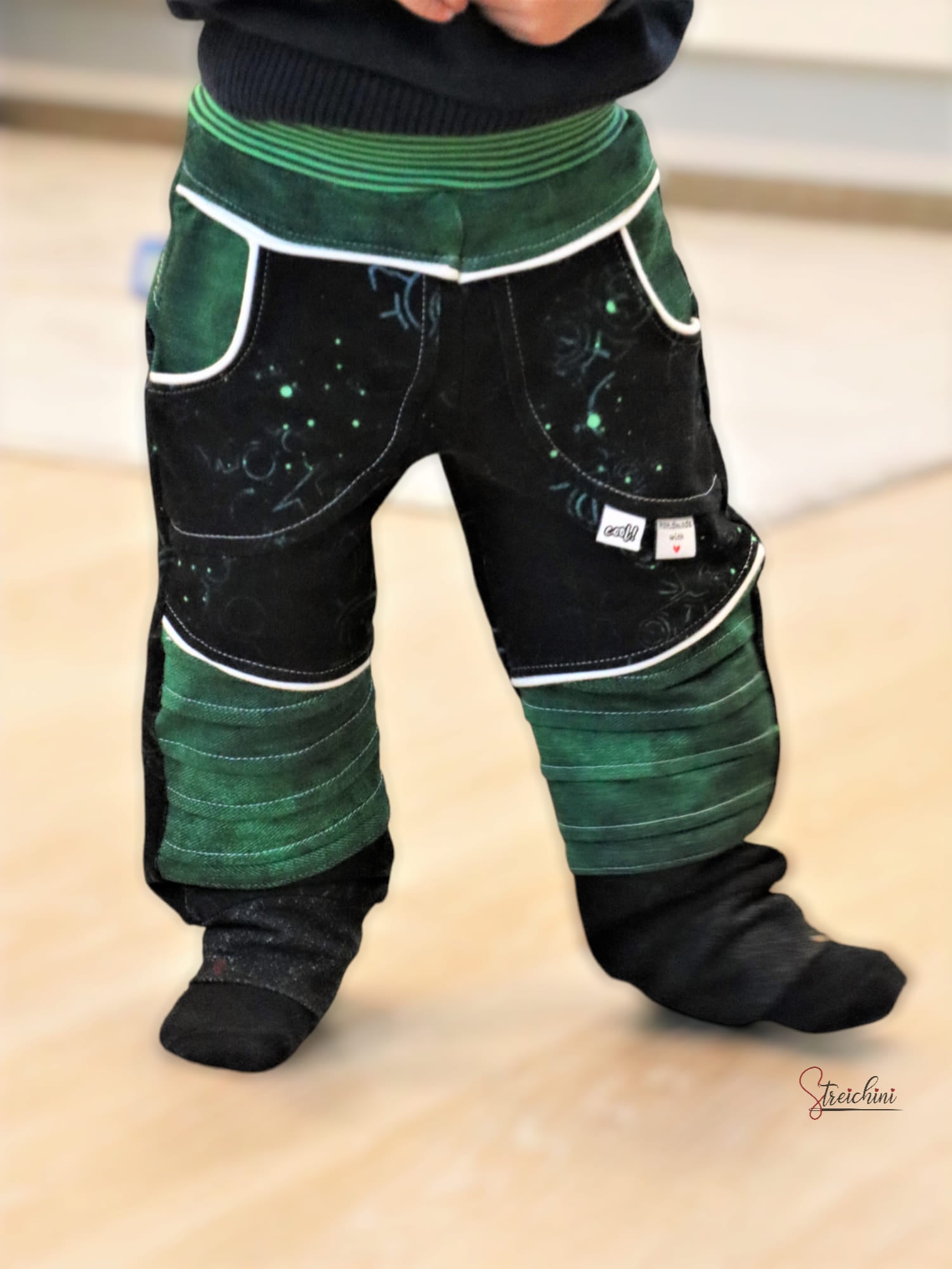 Fashion Ebook Schnittmuster für eine Hose Tarino in der Größe 68-170 in DIN- A4 & DIN-A0 PDF zum download