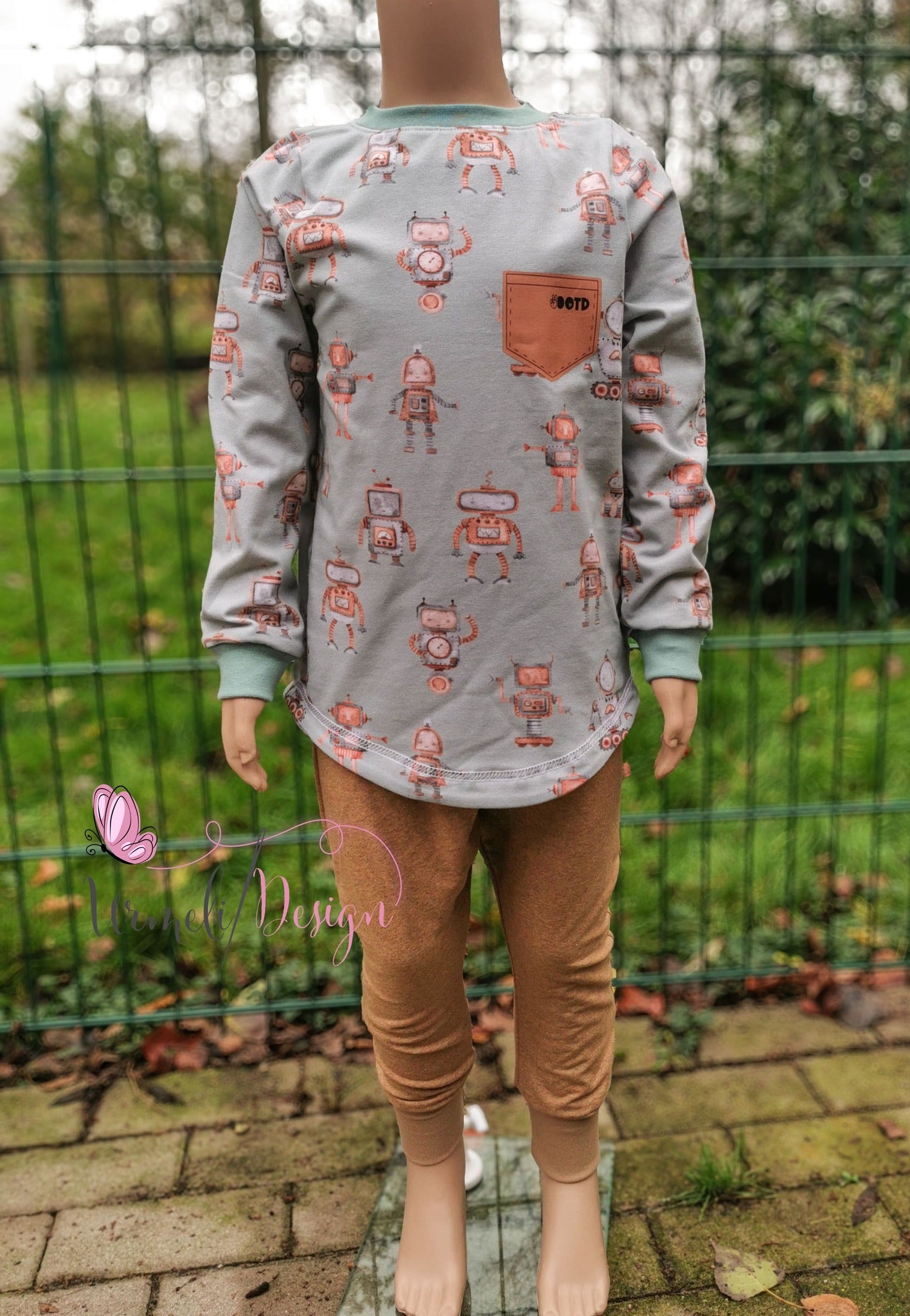 Fashion Ebook Schnittmuster für einen Hoodie Schiri für Kinder in den Größe 74-170 in DIN- A4 & DIN-A0 PDF zum download