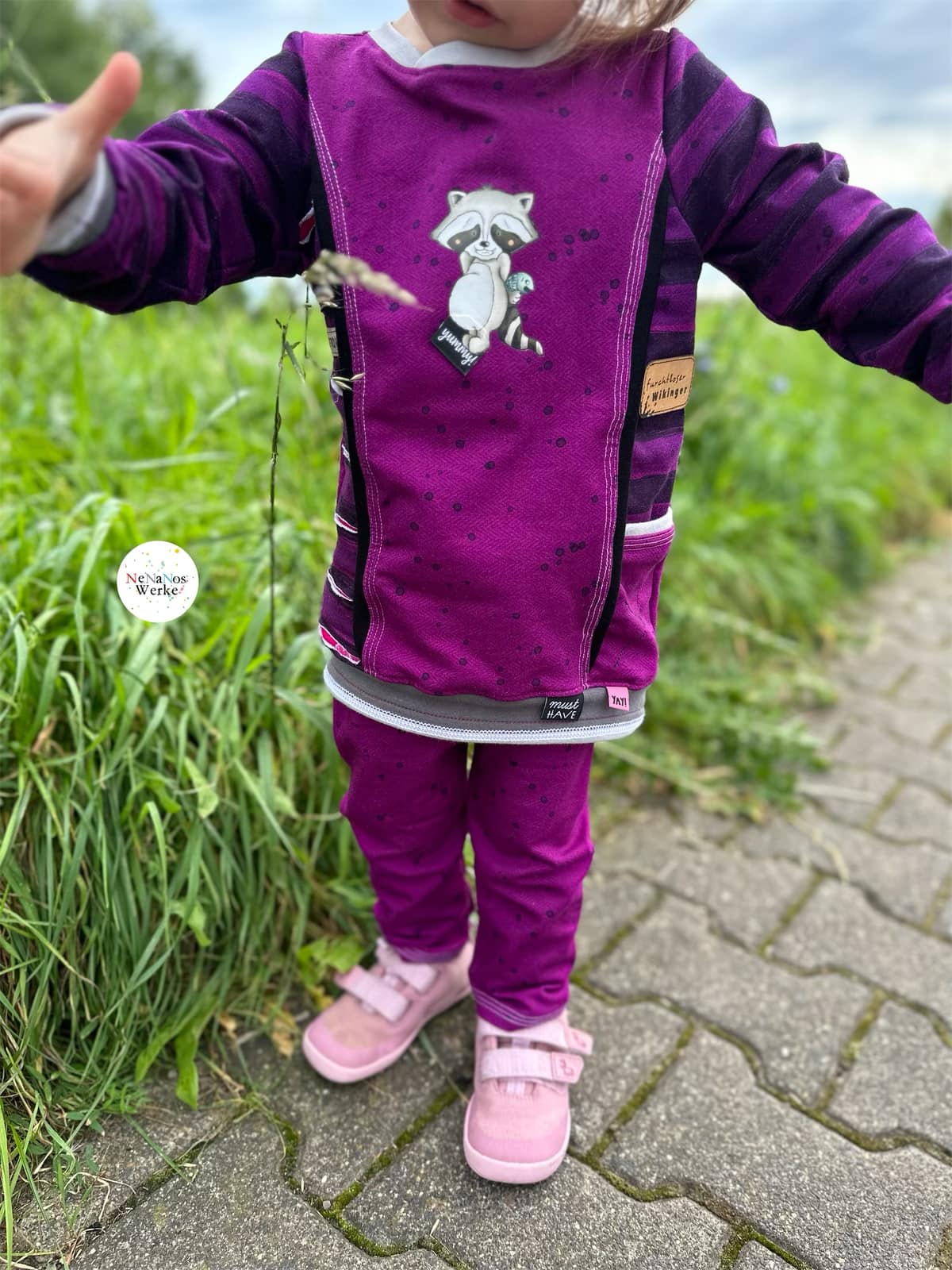 Fashion Ebook Schnittmuster für einen Hoodie Mix It für Kinder in den Größe 74-170 in DIN- A4 & DIN-A0 PDF zum download