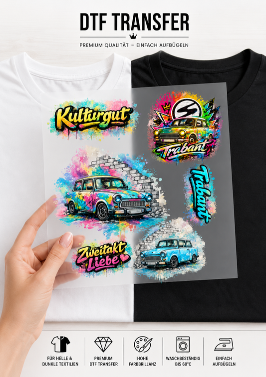 Produktbild für ein Trabant-Bügelbild-Set bei Niggi’s Handmade. Gezeigt wird ein DIN A4 DTF-Transferbogen mit verschiedenen Trabant-601-Fahrzeugmotiven im Aquarell- und Graffiti-Stil sowie den Schriftzügen 'Kulturgut' und 'Zweitakt Liebe' vor einem schwarzen und weißen T-Shirt.
