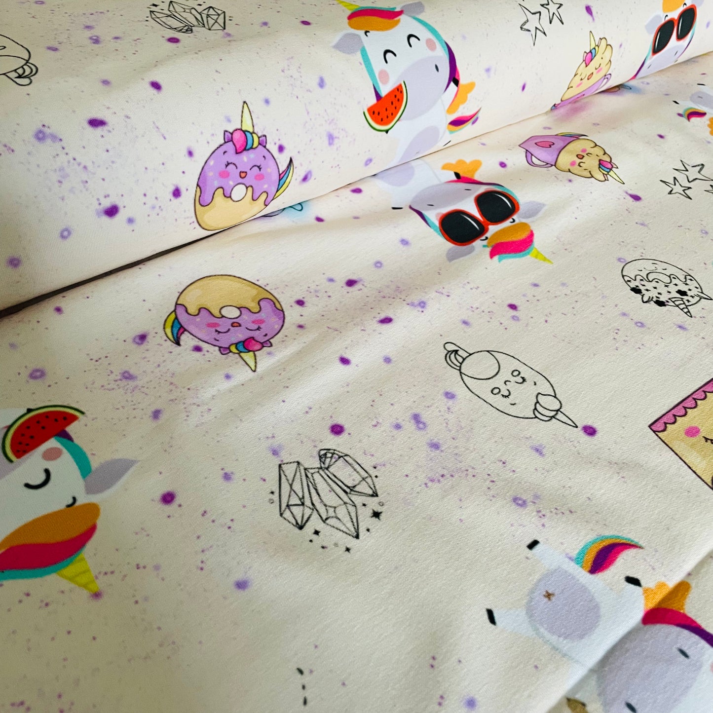 French Terry - Allover Einhorn Party - GOTS Eigenproduktion - Pfirsich - 180cm