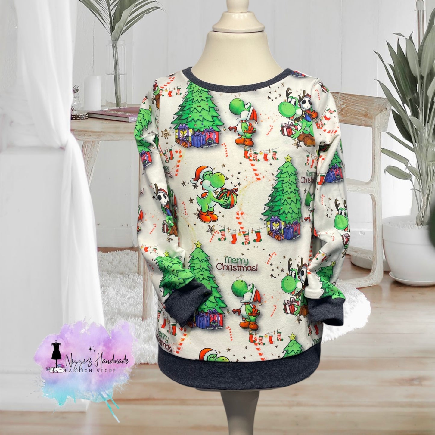 Handgenähter Pullover für Babys mit Bio-Baumwolle und Yoshi von Niggis Handmade