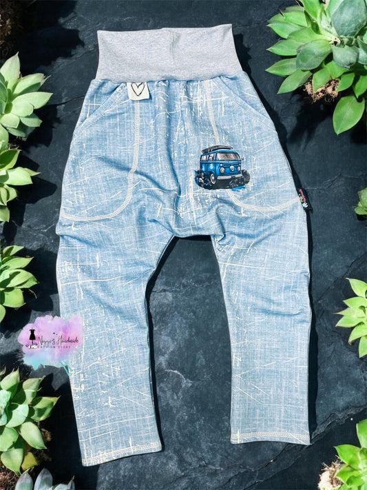 Weiches Bio Baumwoll French Terry Stoff von Niggis Handmade mit dem Design "Grunge Leinen" zum vernähen. Ideal für Hosen, Hoodies oder andere Kleidungsstücke.